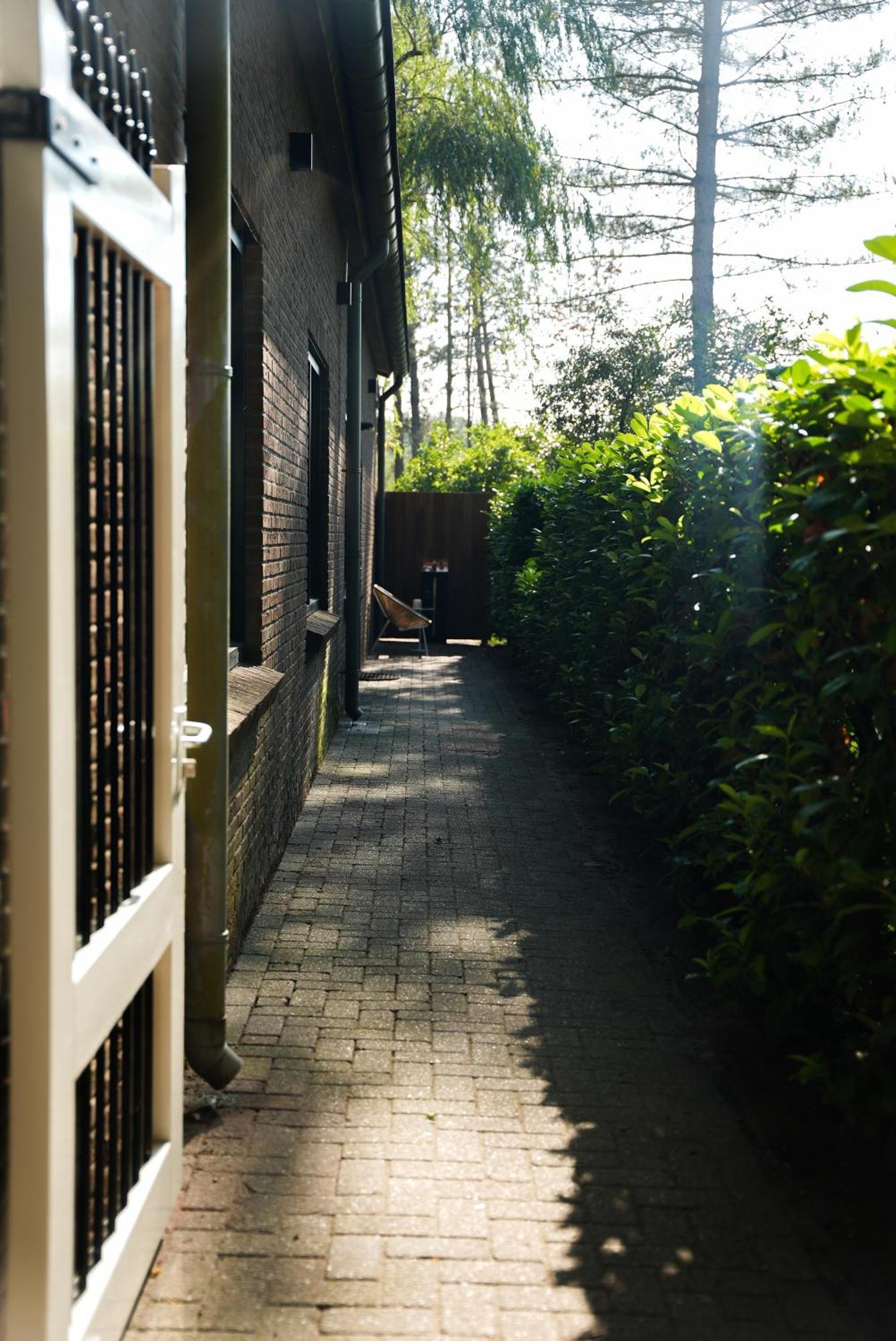 The Lodge Bed & Wellness Oisterwijk Sauna, Jacuzzi, Luxury Moergestel Exterior photo